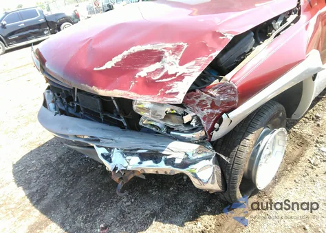 2001 Chevrolet Silverado 1500 Ls from USA, damaged, VIN 2GCEK19T811245640